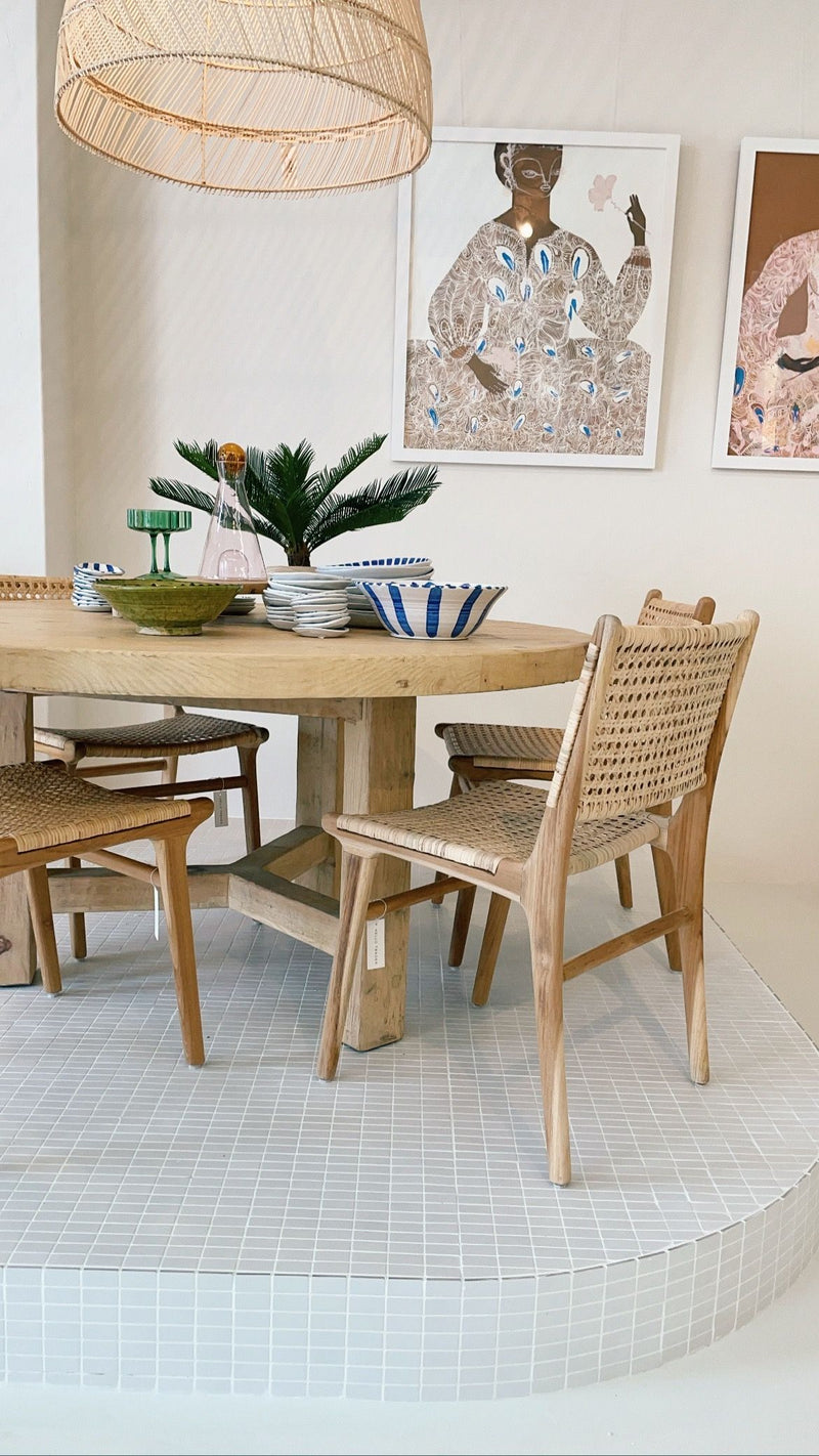 ELM TIMBER ROUND DINING TABLE